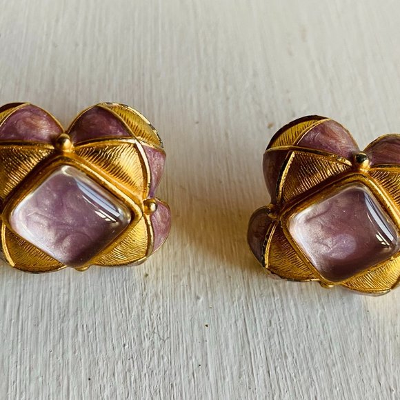 Jay Strongwater Purple &Gold Clip on Earrings - Picture 6 of 16